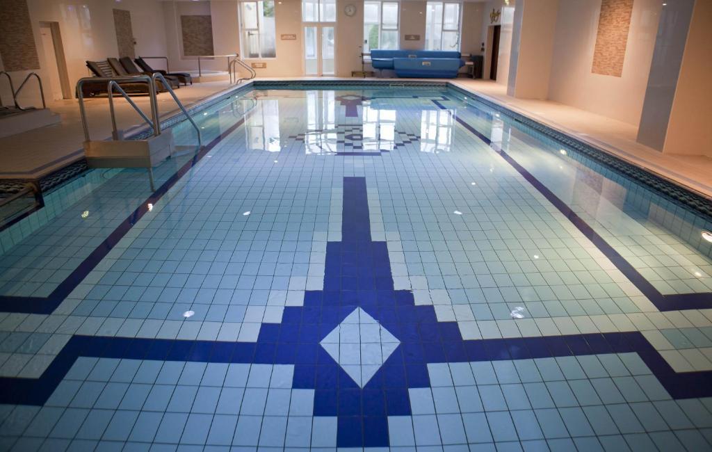 Carrickdale Hotel & Spa Дандолк Экстерьер фото