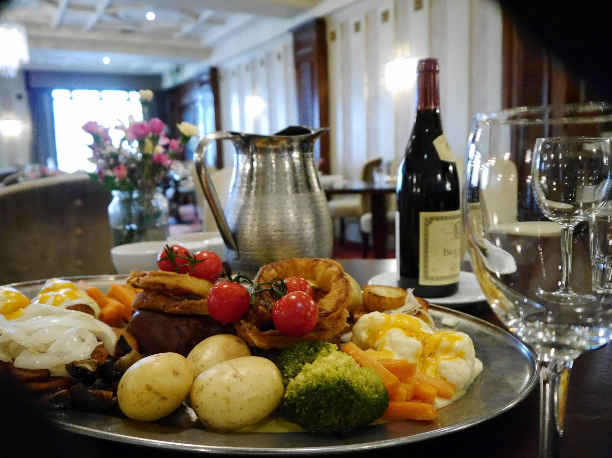 Carrickdale Hotel & Spa Дандолк Экстерьер фото