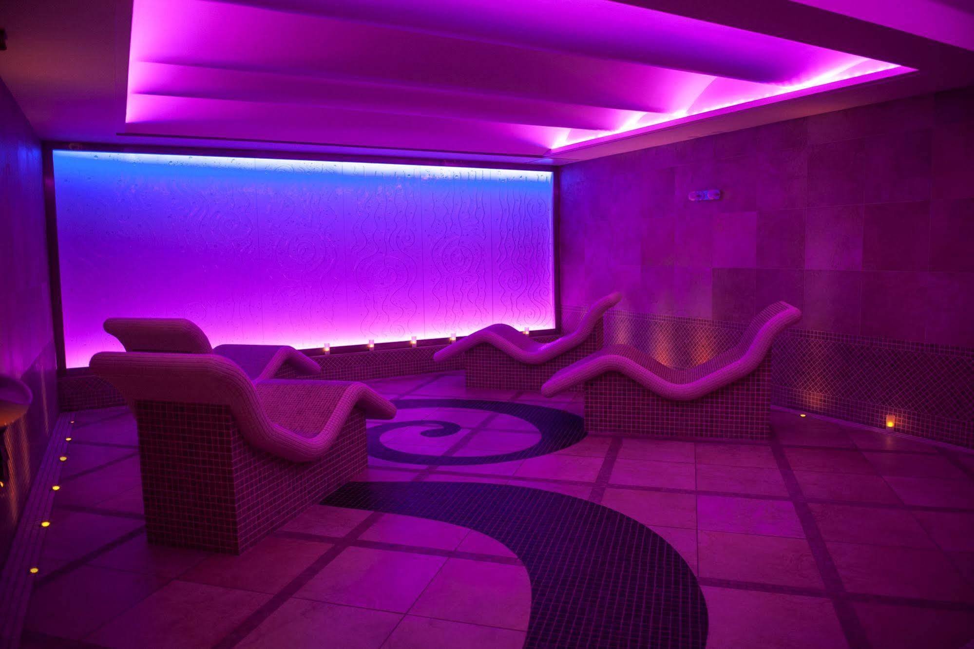Carrickdale Hotel & Spa Дандолк Экстерьер фото